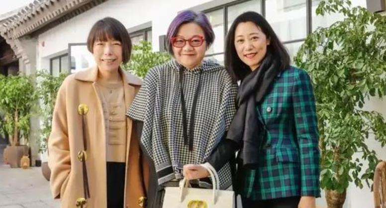 原创洪晃出身名门历经四段婚姻甩掉巅峰时陈凯歌现60依旧潇洒