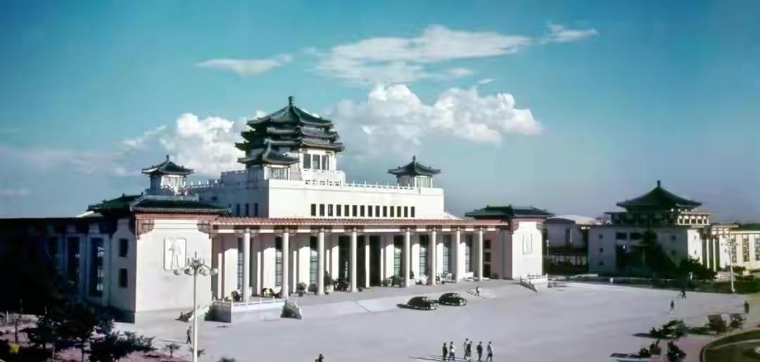1959年,农业展览馆,农业展览馆是当时北京唯一一座具有传统风格的园林