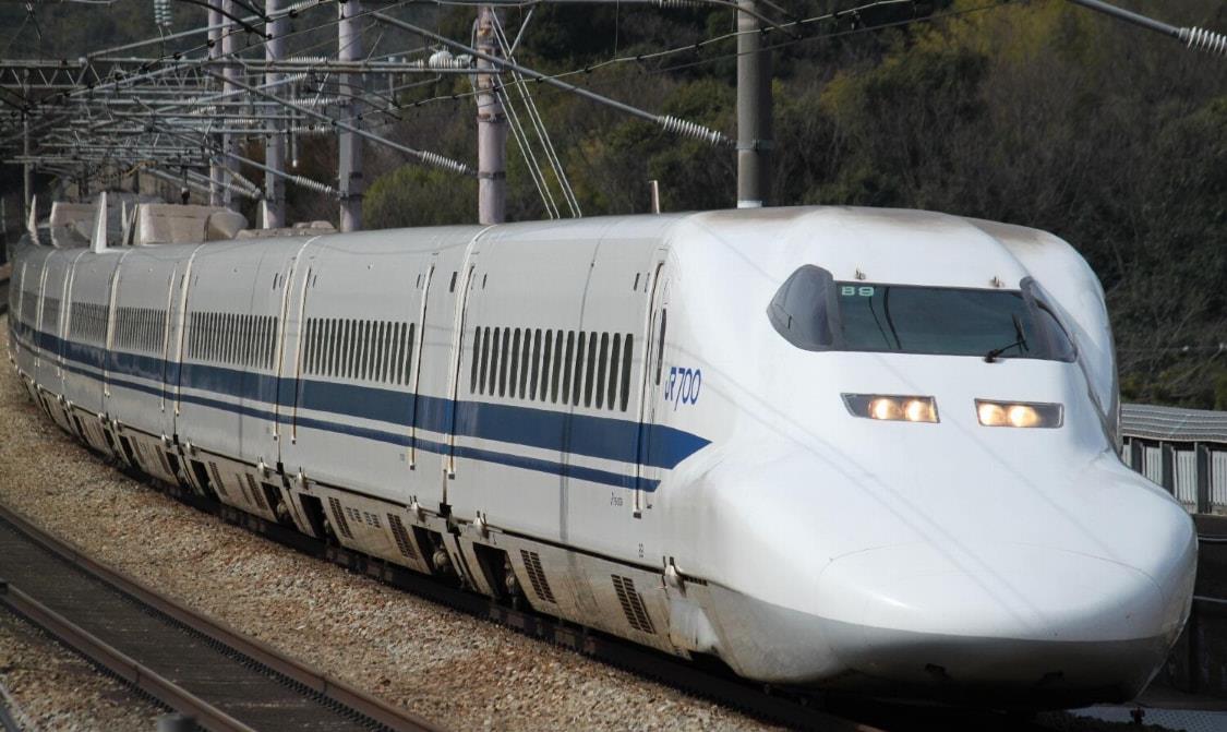 德国西门子高铁技术是最完善和成熟的,在350km的时速下也能非常稳定