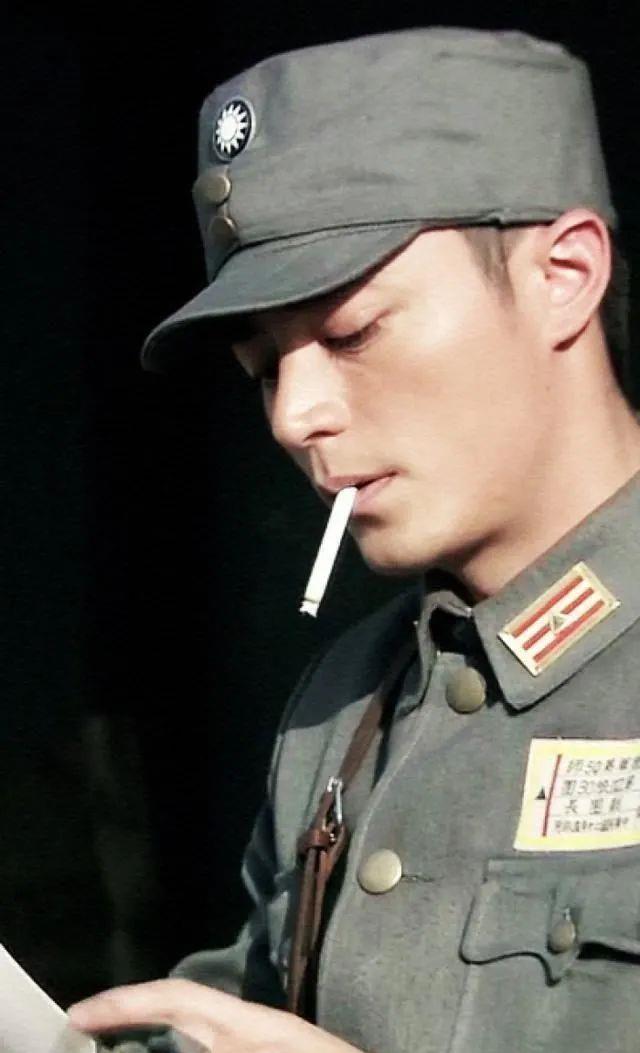 图源:《战长沙》挖完刘德华的图,我只能说,没事少考古,会被帅晕.