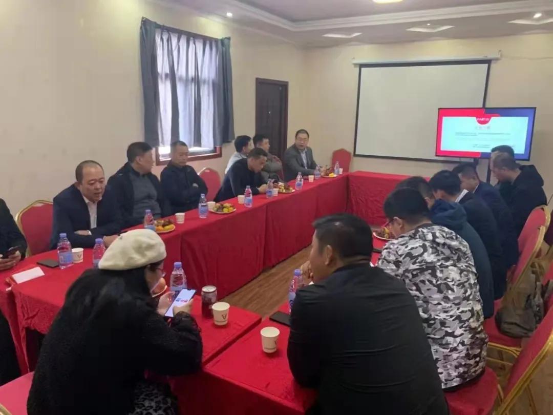 10月9日,会长余欣明,常务秘书长魏东华,张鹏携同理事及会员一行走进