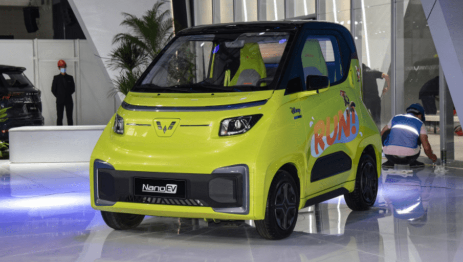 五菱nanoev和mini,五菱nanoev 五菱也玩信仰了,跟mini ev实力相近却贵了一截,nano ev能火么