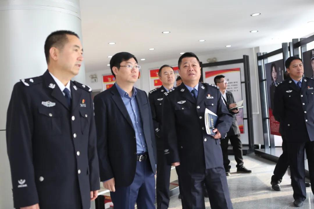 营口:赖文斌到西市区公安分局调研指导工作