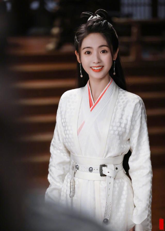 原创白鹿鞠婧祎梁洁徐璐邢菲陈瑶6位古装美女谁是您的菜