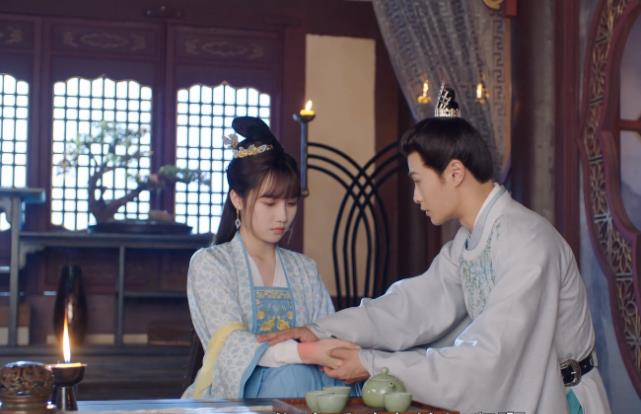 原创嘉南传愫愫怀孕后意外小产曹宣被逼休妻保宁一招搞定她婆婆