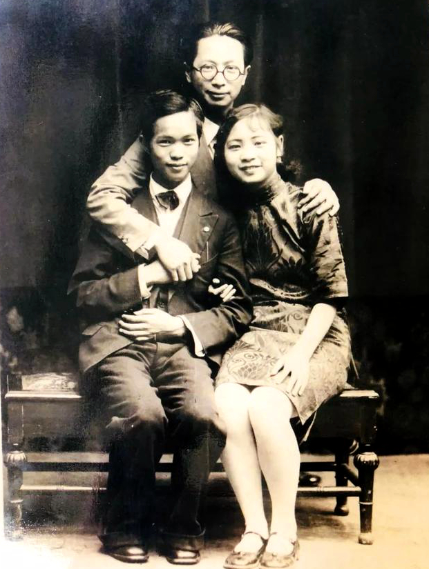 王人美与金焰曾合作过《壮志凌云》《银汉双星》《野玫瑰》《长空万里