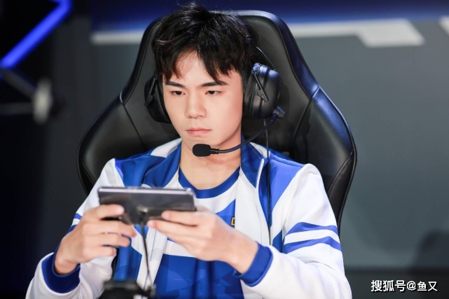 原创estar的边路让人放心坦然不比梓墨差300万身价是有道理的