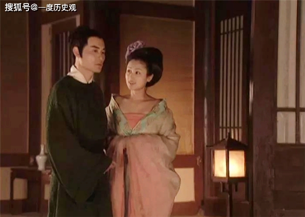 陆贞的原型,在历史上叫陆令萱,是北魏将领骆超的妻子,但是在结婚后不