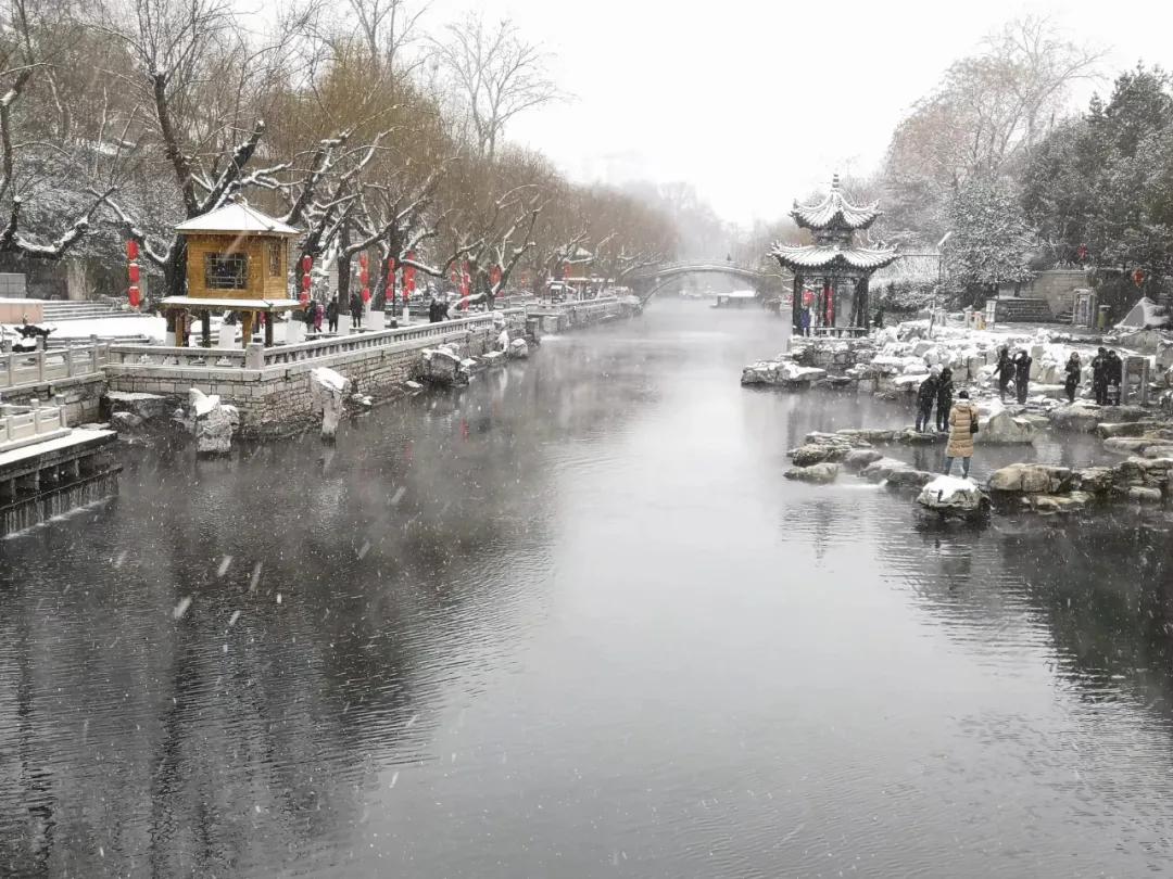 一下雪,济南就美成了济南府!_大明湖