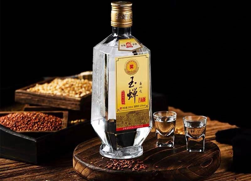 4,玉蝉酒(浓香型)52°