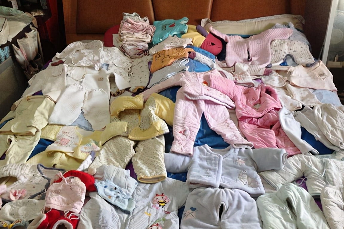 女孩常穿廉价衣服患"白血病,一件衣服,真有这么大威力吗?