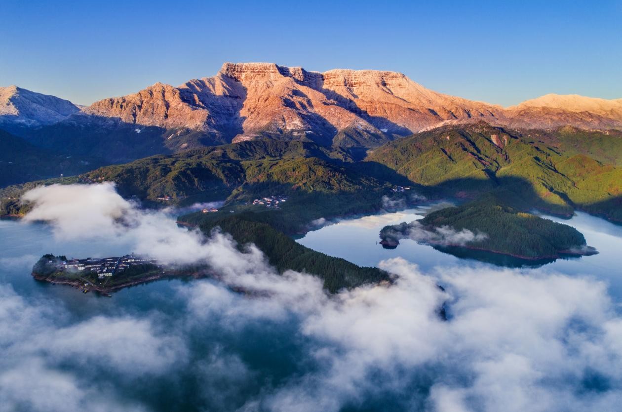 三大野生萌宠空降,燃情开启瓦屋山最萌冰雪嘉年华!人民网四川免费投稿