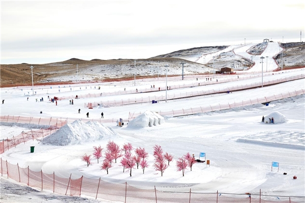 热雪冬奥大河湾滑雪场邀你体验冰雪激情