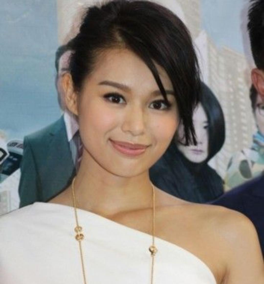 为什么胡杏儿长相一般,却被称为大美女?_整张_面部