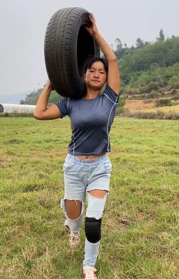 冷美人杨慧:退伍女兵变身"女版李小龙",徒手掀翻300斤