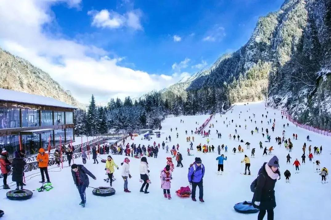 成都11个冰雪运动打卡胜地出炉→_滑雪场_毕棚沟_车程