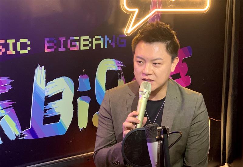 摇滚唱将张心杰携新作做客《音乐big榜》明星直播间