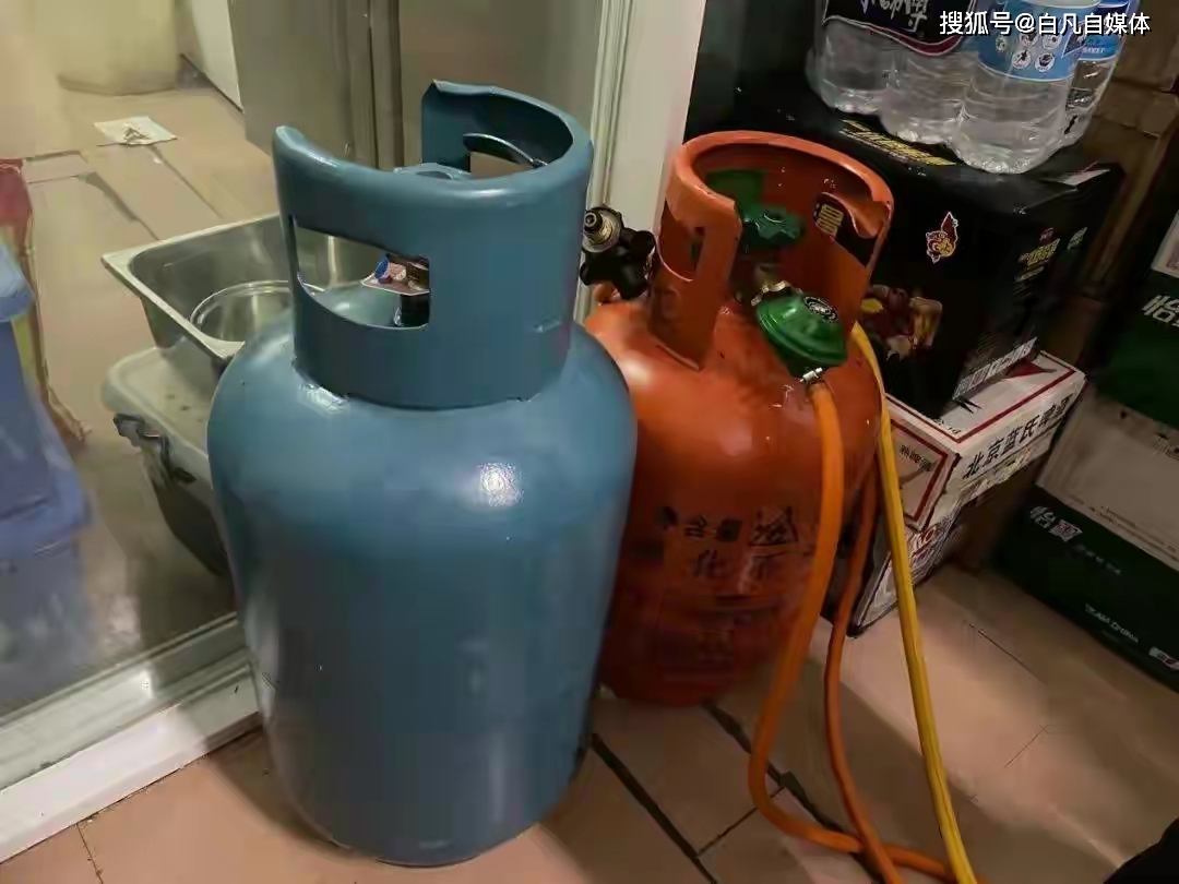 在瓦斯爆炸事件频发的背后,需要对中高风险地区进行全面安全排查,向