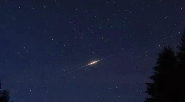 肉眼可看数光年远的星星吗不止如此最远可至百万光年