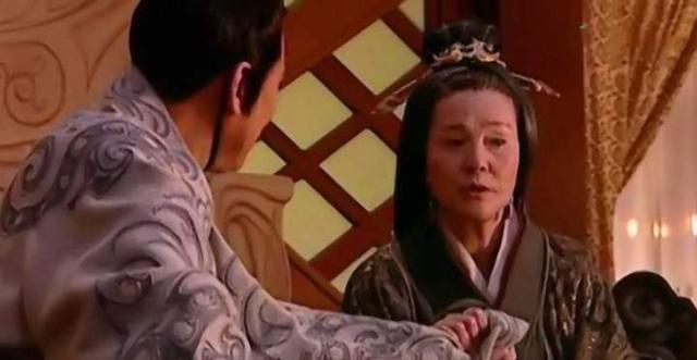 老太太,她这一辈子默默守护着丈夫汉文帝,守住了大汉王朝偌大一份家业