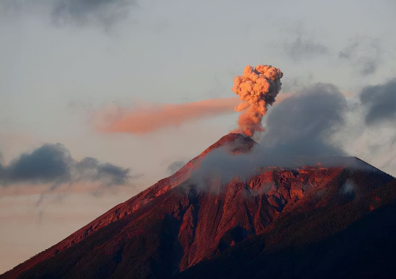 黄石火山会复活吗全球都在担心若爆发人类还有机会生存吗