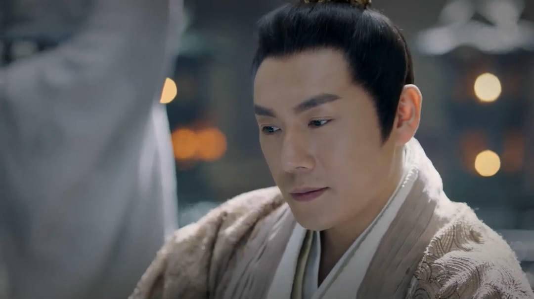 《锦绣南歌》讲述的是刘宋元嘉年间的故事,秦昊饰演监国刘义康,作为