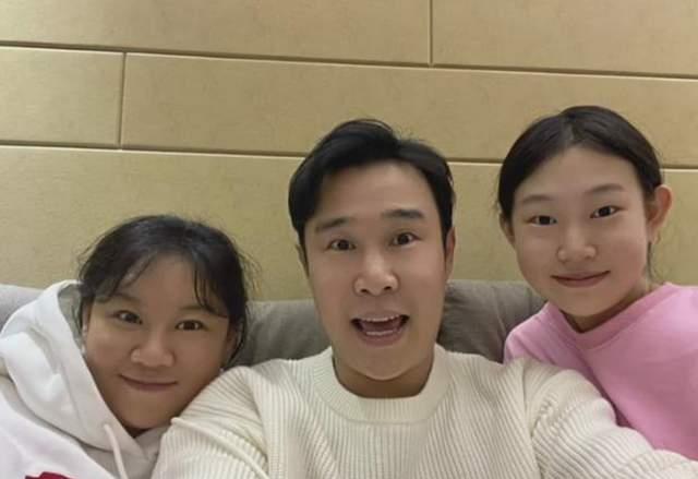 原创沈春阳好会撒娇主动送吻小沈阳夫俩腻歪忽视15岁女儿引白眼