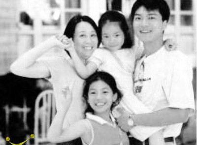 "国乒"江嘉良:娶当红吴玉芳,妻子为爱隐退,32年婚姻