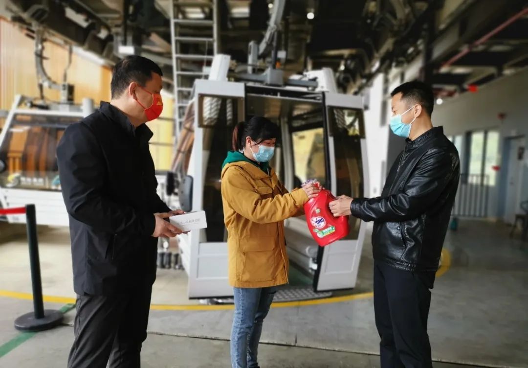 不负春光不负卿如意峰索道景区女神节宠爱满分