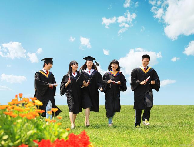 案例解析|经管学院2021届本科毕业论文工作安排_指导_答辩_选题