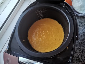 超级低卡的电饭锅南瓜蛋糕