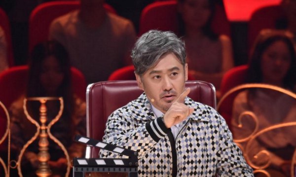声明更是吴秀波妻子何震亚所发出的,可以说这一刻对于吴秀波,吴秀波