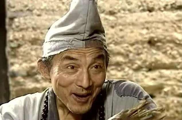 实在令人羡慕不已呀,最后,祝愿游本昌和妻子杨慧华身体健康,家庭幸福