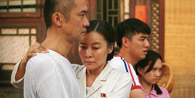 原创耿乐抛弃相恋8年的孔琳转身爱上柯蓝今47岁偷偷结婚生一子