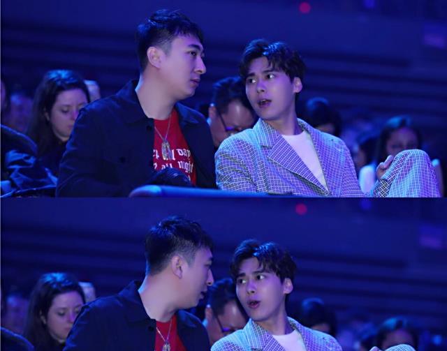 李易峰当众捏脸王思聪,对方却笑脸深情回应,两人之间什么关系?