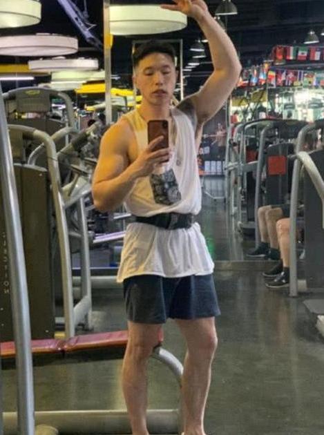 德云社烧饼晒健身餐,自嘲毫无食欲,网友:令人敬佩_减肥_朱云峰_郭德纲