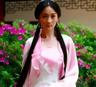 剧中的湘瑶的扮演者是许还幻,她在娱乐圈中野是非常纯真的女演员,而且
