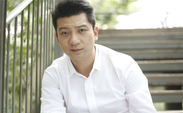 他是第一个"甩掉"汤唯的男人,出道19年无人问津_田雨_外表_爱情