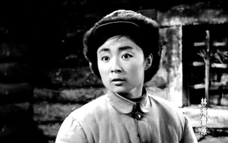 她是《林海雪原》"万马军中一小丫",曾演孙道临女儿,今93岁_师伟_电影