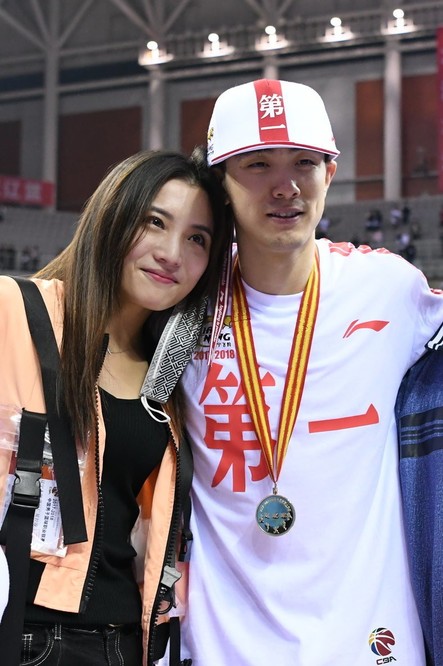 王薪凯_婚礼_山东男篮