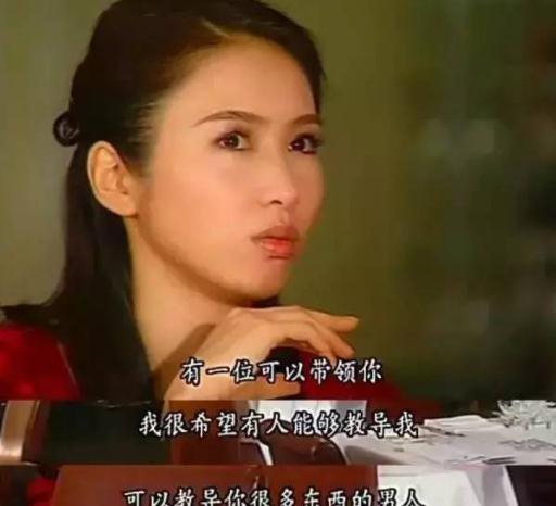 "第一美人"黎姿,一生被3个残疾男人束缚,却远比你