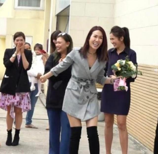 原创39岁拿督千金庄思敏低调出嫁豪宅办婚礼双方父母未到场视频证婚