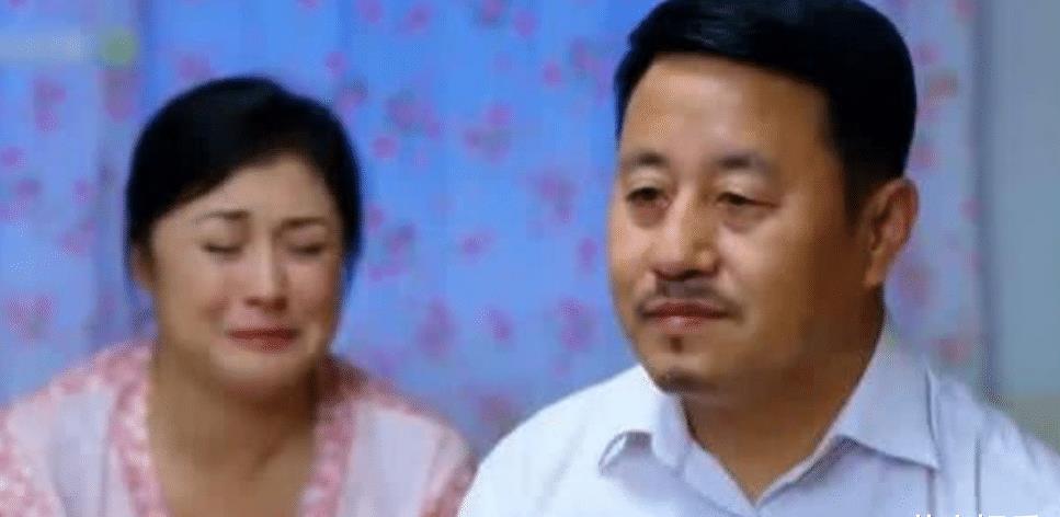 5月22日,在《乡村爱情》中扮演王长贵和黄世友的王小宝,在他的个人