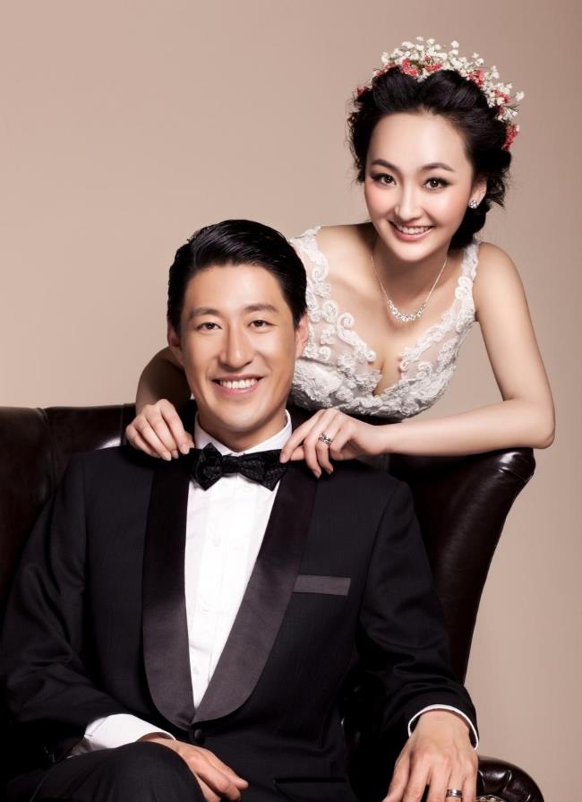 原创于震一婚被误会是家暴男二婚娶演员辛月一家五口其乐融融