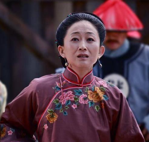 就这样,两个人分手了,三年后刘亮佐就同前 "" 七