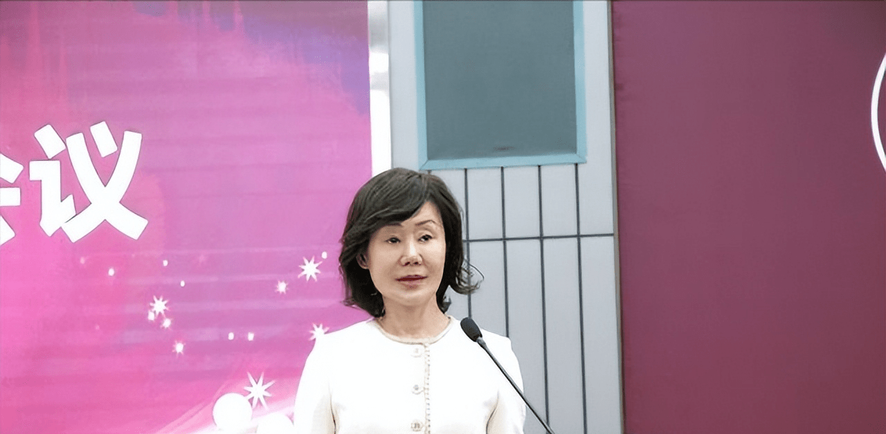 原创女校长沈志莉落马记大肆受贿生活奢靡沉迷整容58岁像20岁少女