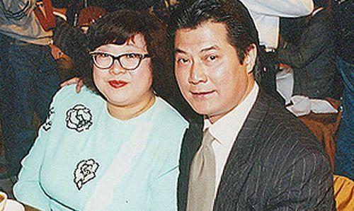 邓光荣:曾怒斥郑少秋,干女儿嫁张学友,当红时周润发