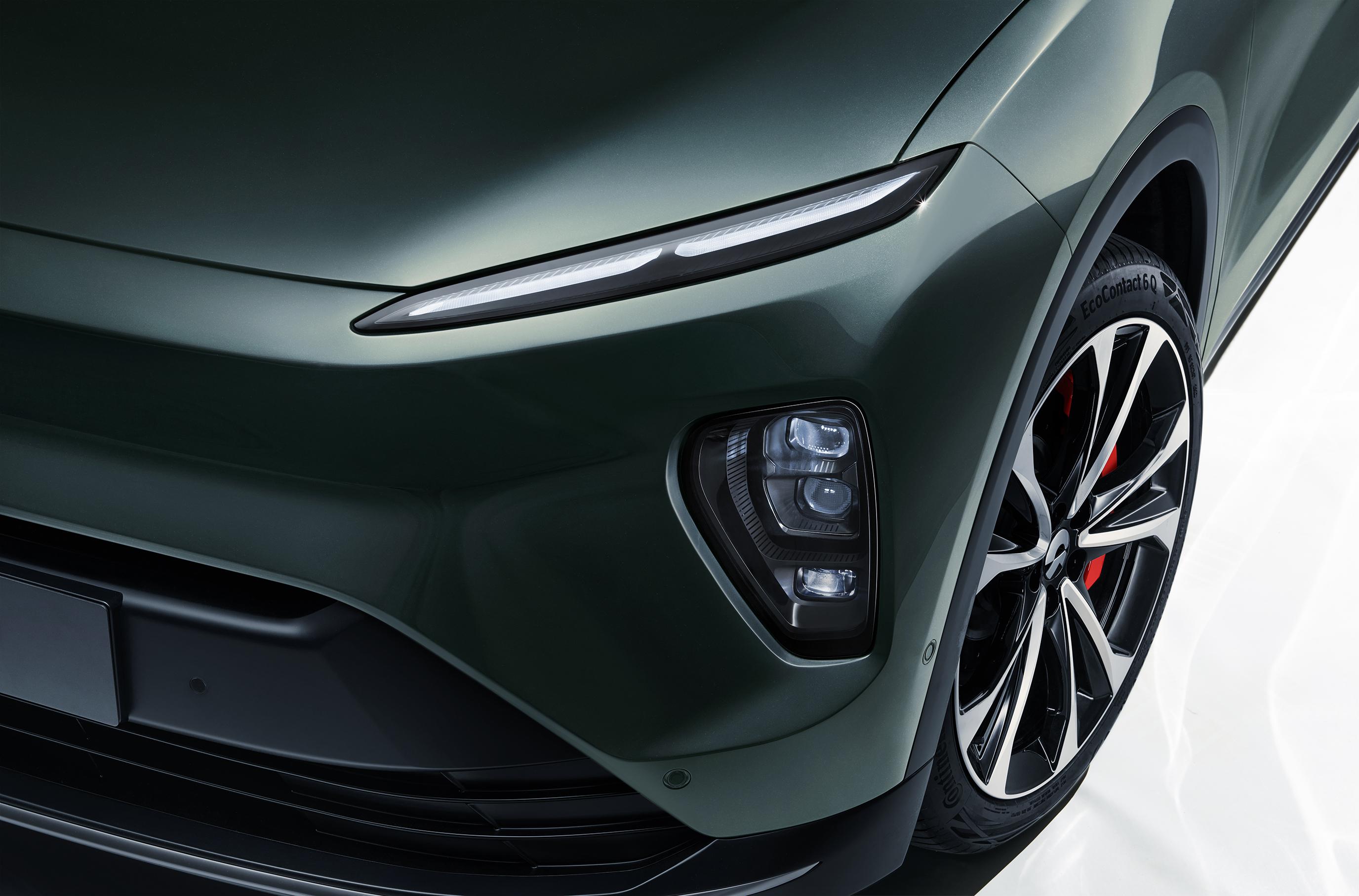 原创
蔚来ES8和EC7上市!蔚来明年销量超雷克萨斯,是不是在吹牛?9 原创
蔚来ES8和EC7上市!蔚来明年销量超雷克萨斯,是不是在吹牛?9