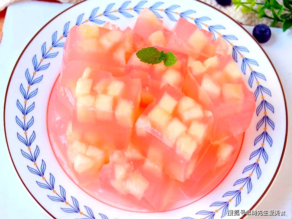 教你制作美味“桃子果冻”：爽滑Q弹香甜可口开云 开云体育可爱颜值爆表(图2)