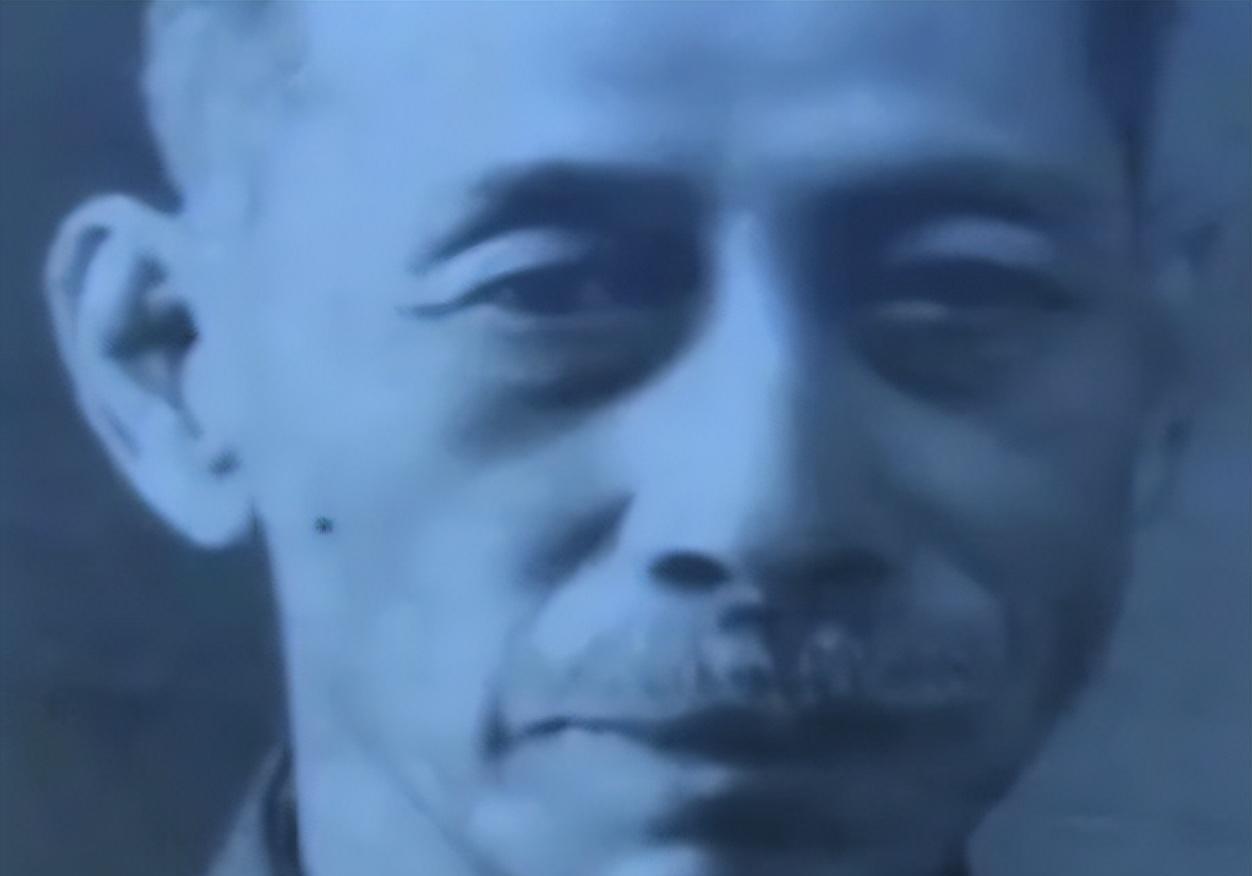 1949���½����������������ң�11���������ţ�ǽ������8���� ...